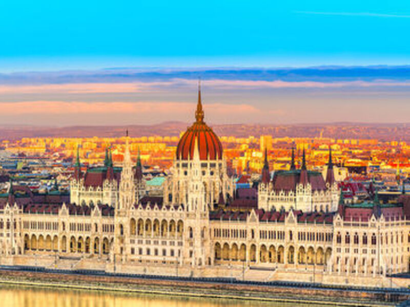 Otobüs İle Orta Avrupa Masalı (Tüm Çevre Gezileri ve Ekstra Turlar Dahil) İzmir Hareketli